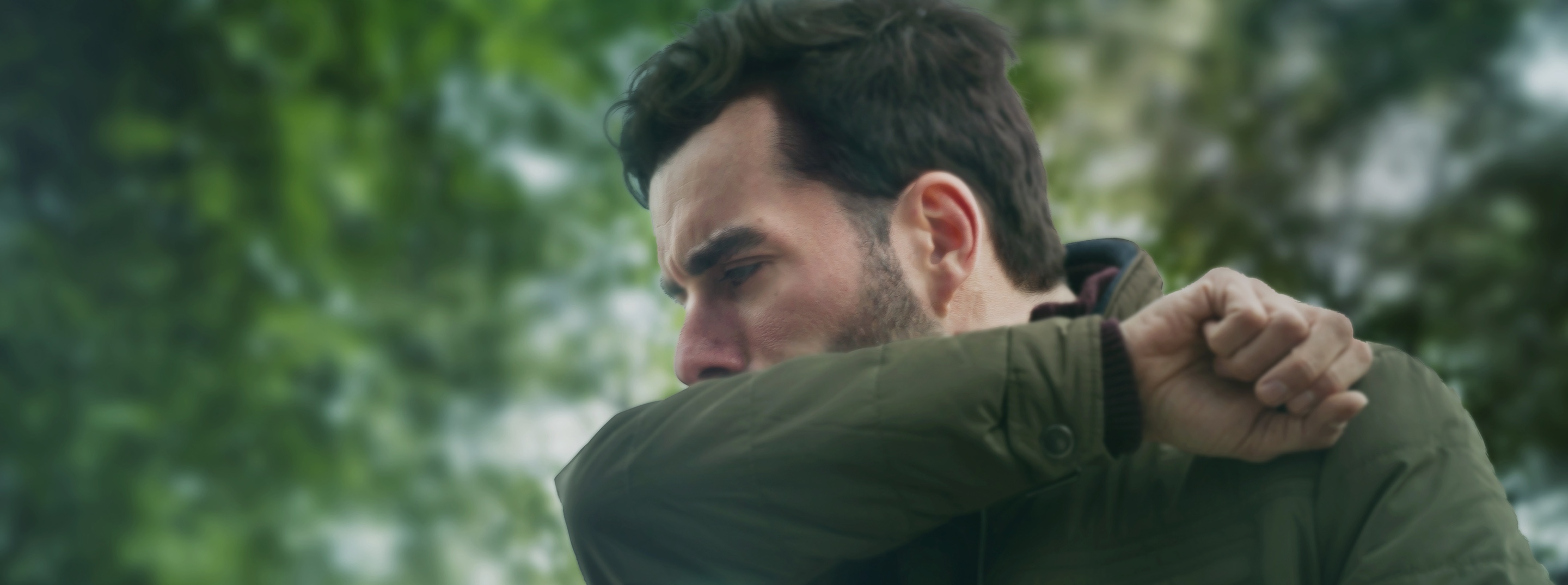 NATURALIS-header-erkaeltungsratgeber-honig-bei-husten